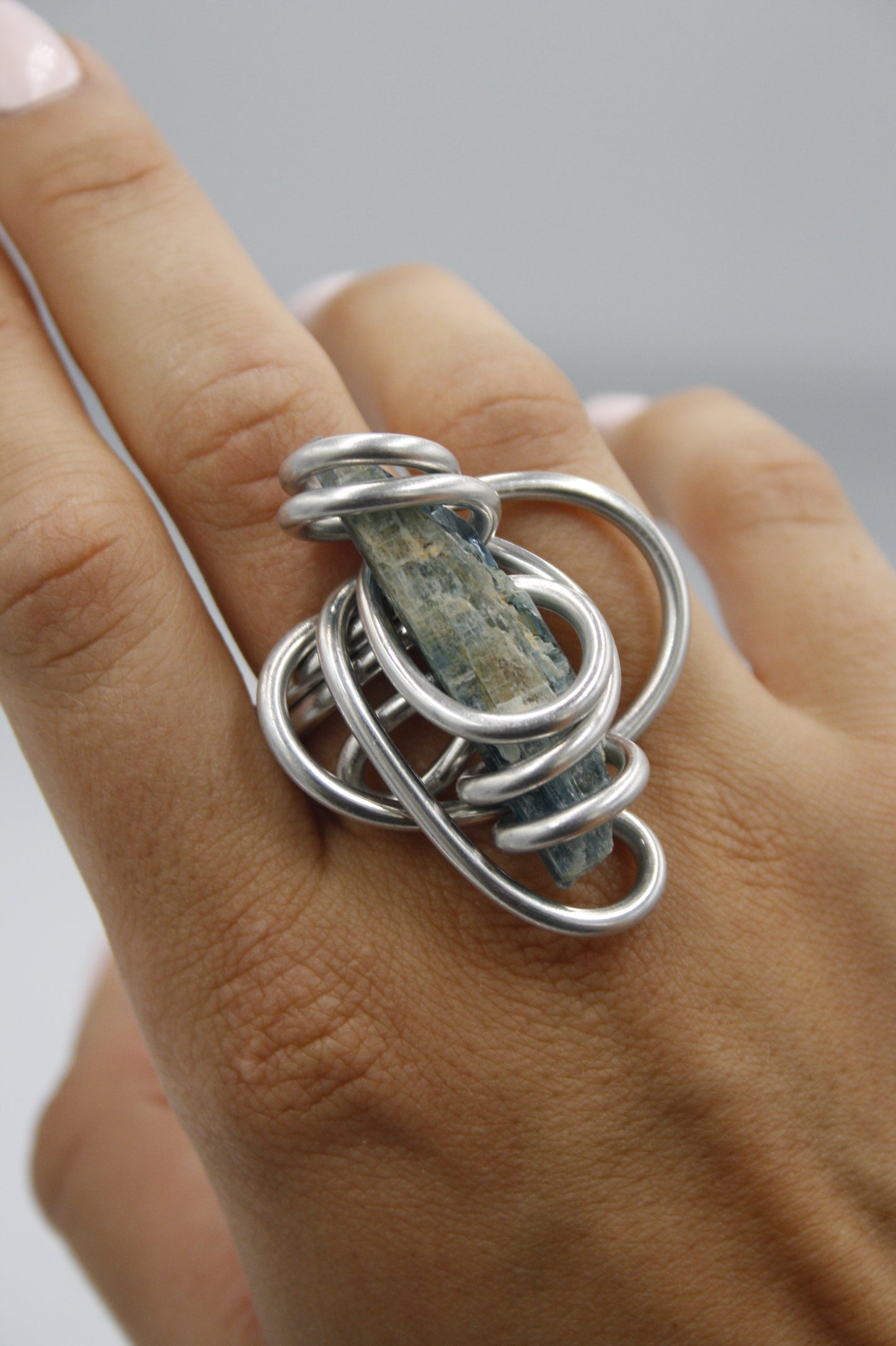Number 1488 Kyanite (Zimbabwe)